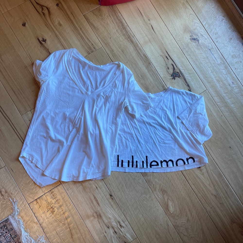 Lululemon t shirt